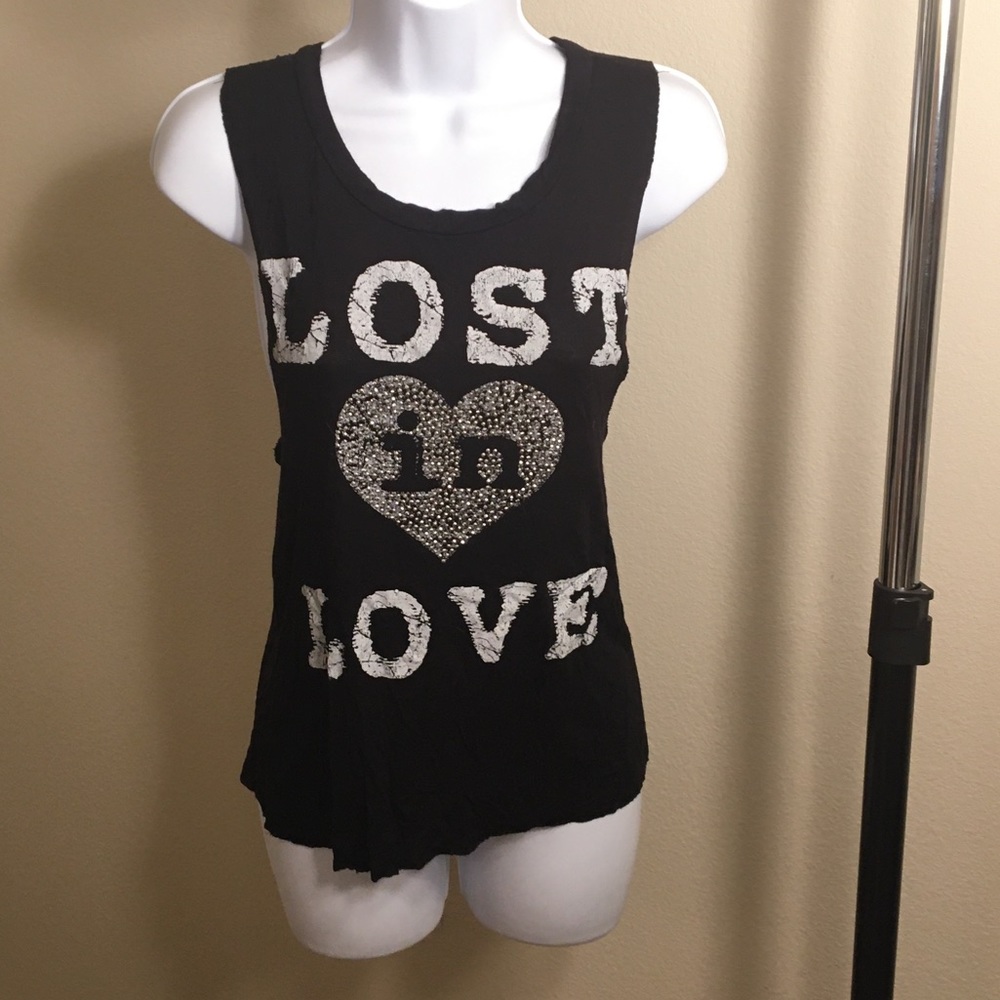 Rhinestone heart black t-shirt